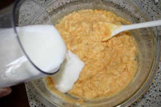 Pouring cream of tarter mixture over rice mixture