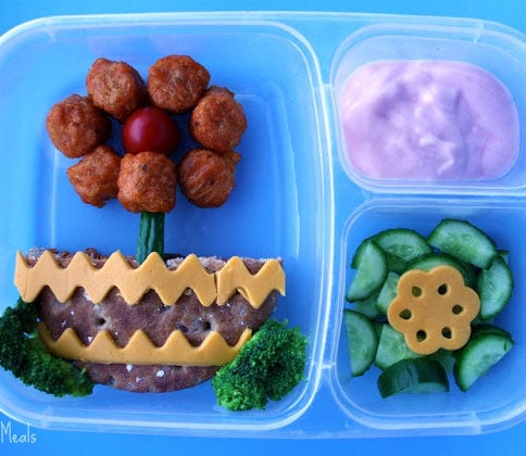 Top down picture of flower themed lunchbox