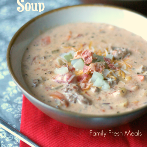 Bacon Cheeseburger Soup (Easy Crockpot Recipe!)