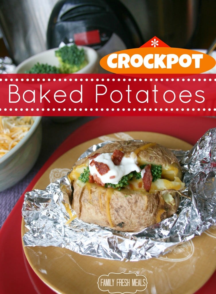 Crockpot Baked Potatoes via @familyfresh