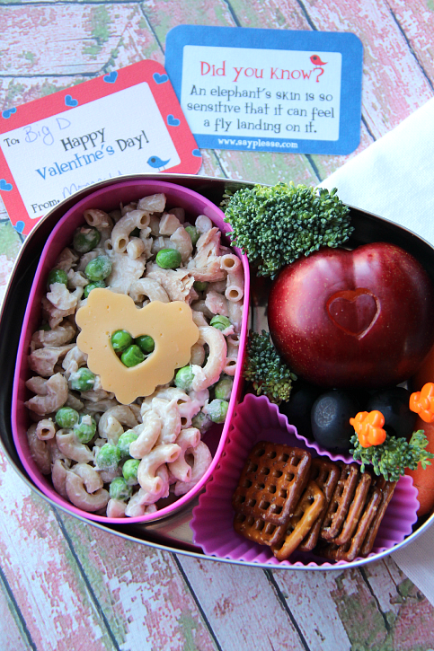 Valentine's day themed Lunchbox with a Valentine's day note