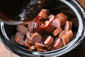 Crockpot Honey Garlic Polish Sausage - Fabulous Appetizer - FamilyFreshMeals