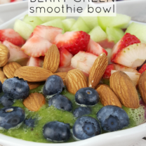 Berry Green Smoothie Bowl
