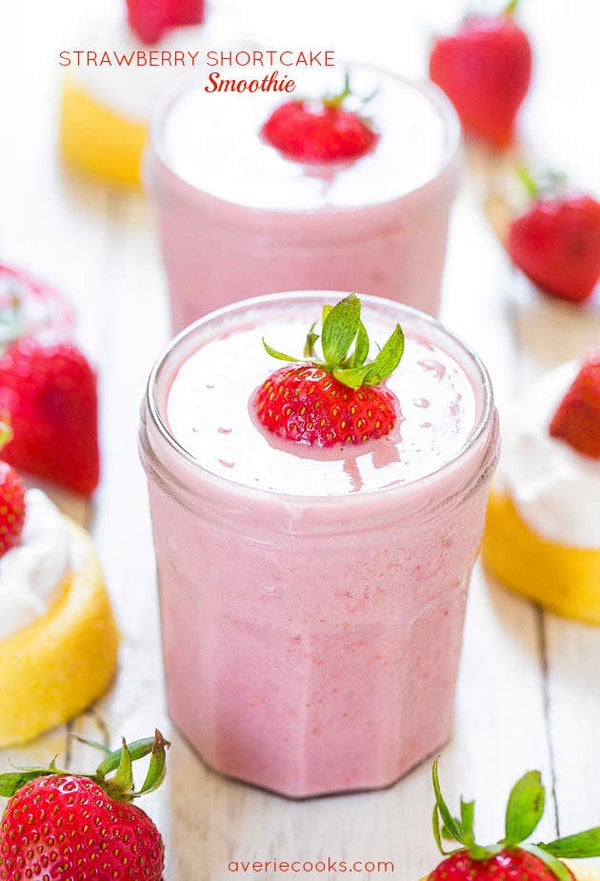 2 small strawberry shortcake smoothies