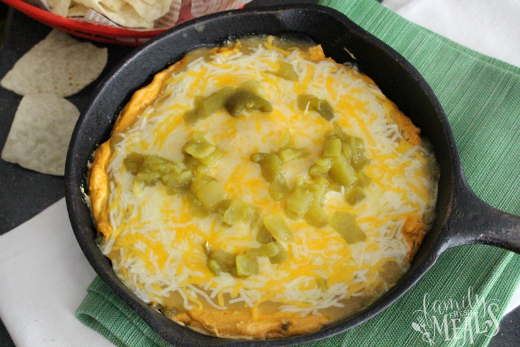 Chili Relleno Dip in a cast iron pan
