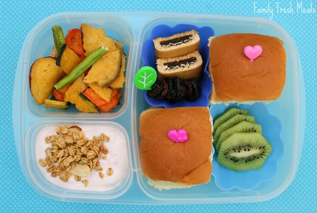 Aqua Adventure Summer Camp Lunch – Rubbermaid LunchBlox - More