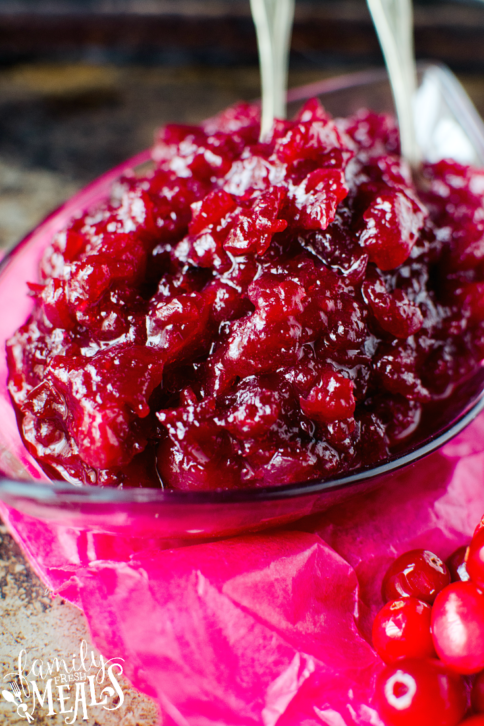 Easy Homemade Cranberry Sauce - familyfreshmeals.com