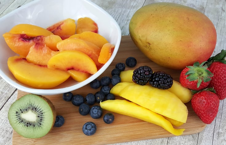 Peach Mango Smoothie Bowl - familyfreshmeals.com