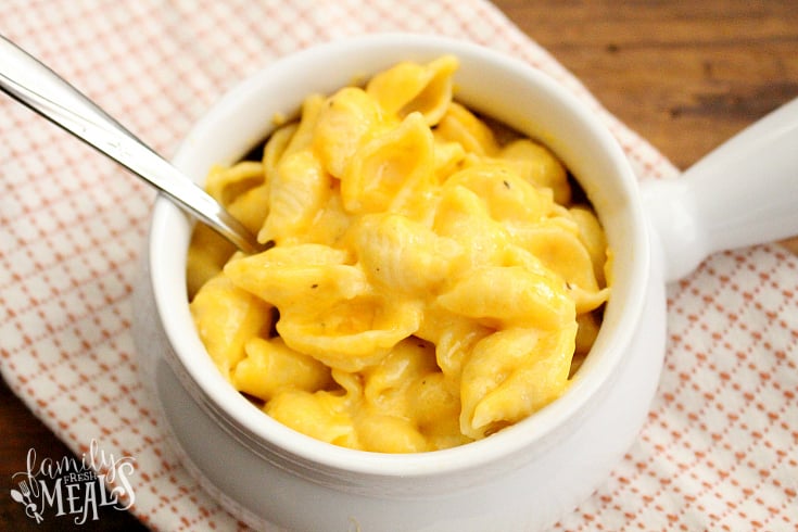 The Best Creamy Crockpot Mac and Cheese - Family Favorite Recipes