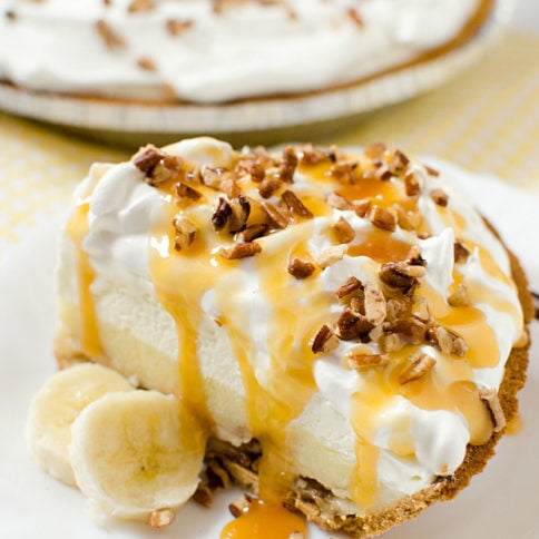 Grandmas Banana Cream Pie Recipe - Family Fresh Meals