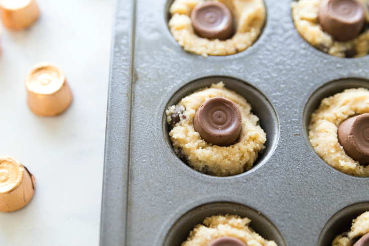 Rolo Stuffed Chocolate Chip Cookies - Step 2