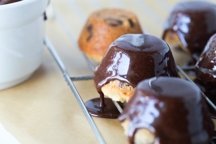 Rolo Stuffed Chocolate Chip Cookies - Step 4