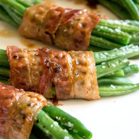 Bacon Wrapped Green Bean Bundles - Family Fresh Meals