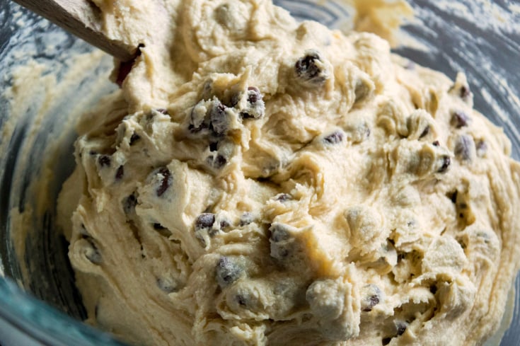 Chocolate Chip Turtle Cookies - Cookie batter in a bowl