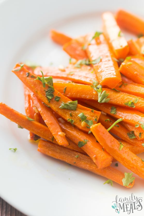 Honey Garlic Roasted Carrots - Family Fresh Meals - Carrots plated