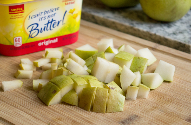 Cinnamon Pear Quinoa Parfaits - Sliced pears