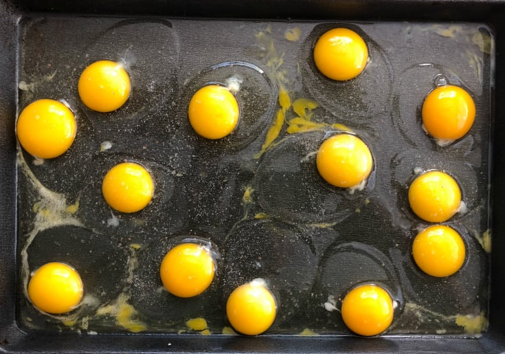 Sheet Pan Eggs (How to Fry Eggs in the Oven) - Key To My Lime