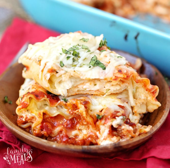 Cheesy Lasagna Rolls - Served in a wooden bowl