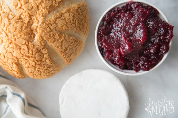 Pull Apart Cranberry Brie Bread Bowl - Ingredients- cranberry, bread bowl and brie