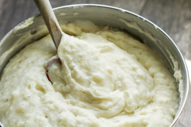 Best Instant Pot Mashed Potatoes - potatoes whipped in a bowl.