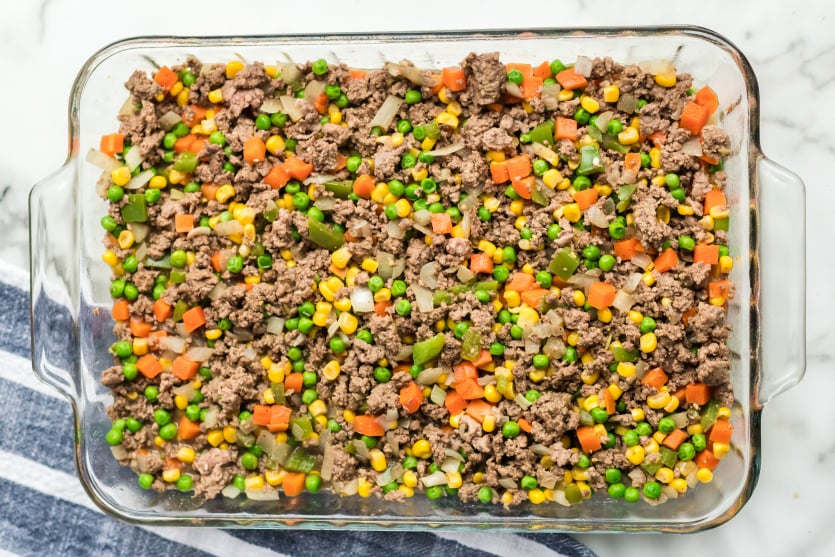 Easy Shepherds Pie Recipe - beef and vegetable mix in baking pan