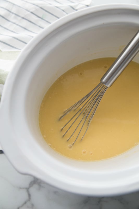 gravy sauce in slow cooker