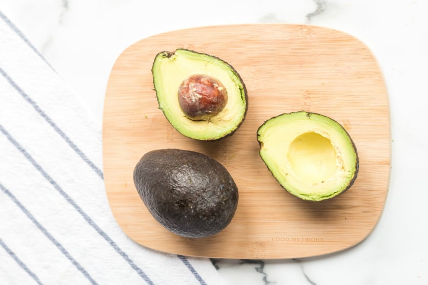 Avocado Keto Lunchbox Idea - Avocados sliced on cutting board