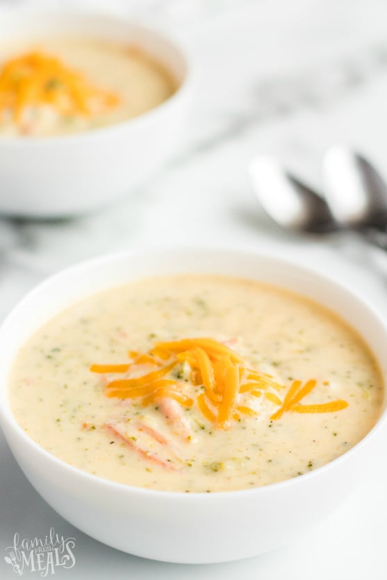 Instant Pot Broccoli Cheddar Soup