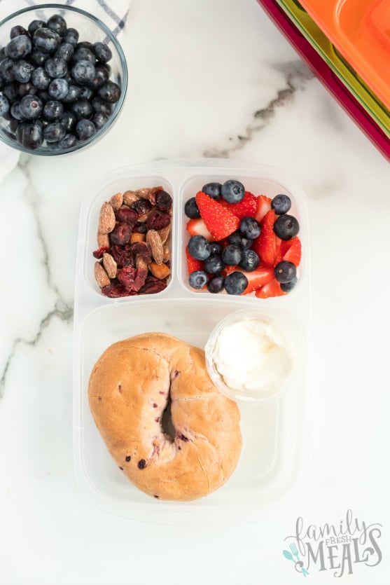 Easy Lunch Idea Bagels packed for lunch - Family Fresh Meals