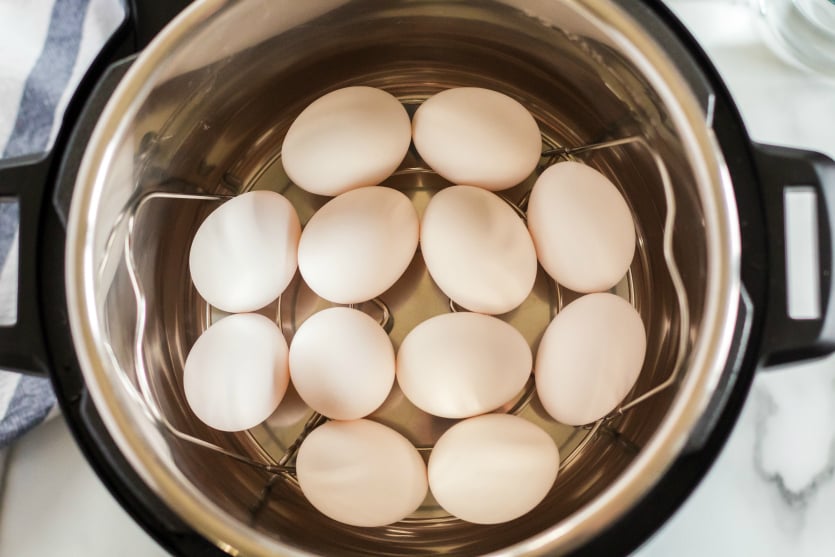 Instant Pot Hard Boiled Eggs - How to make hard boiled eggs in pressure cooker - Family Fresh Meals