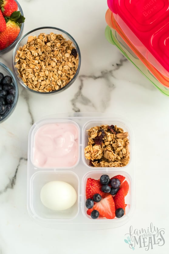 Easy Lunchboxes Yogurt yogurt parfait - Family Fresh Meals