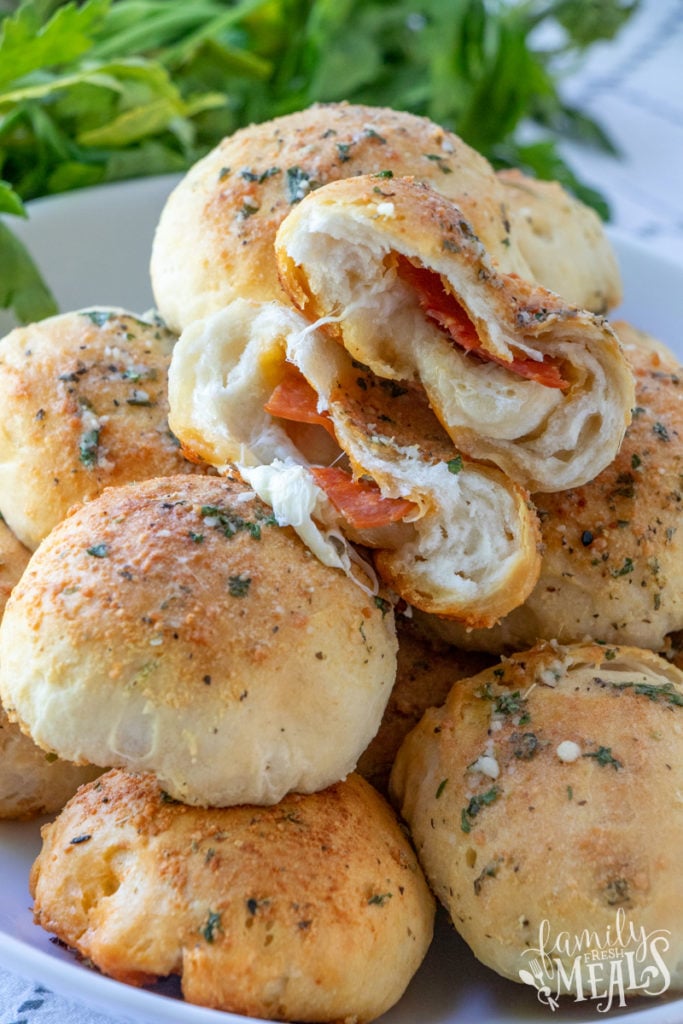 Cheesy Pizza Bombs Recipe - Family Fresh Meals