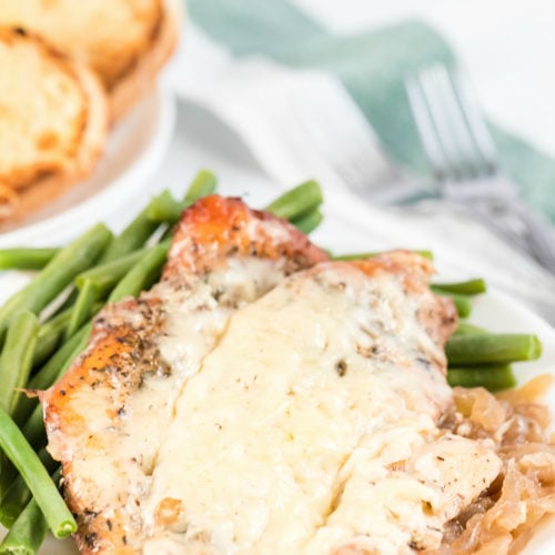 Crockpot French Onion Chicken Recipe - Family Fresh Meals