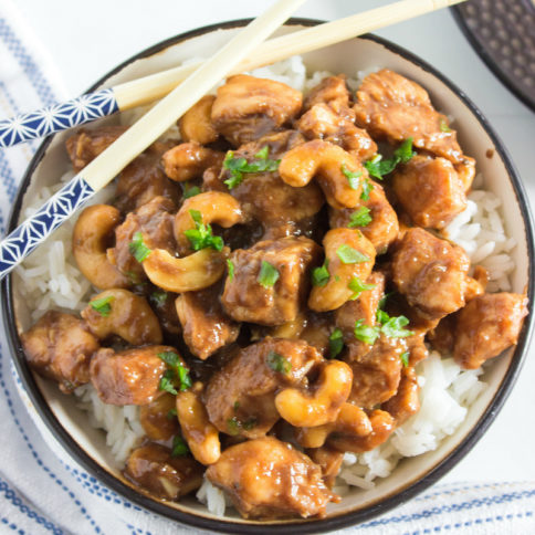 Crockpot Cashew Chicken Recipe - Family Fresh Meals recipe
