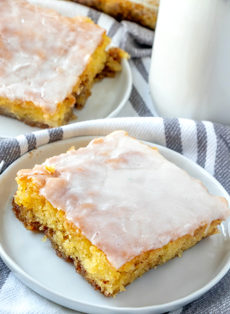 Honey Bun Cake