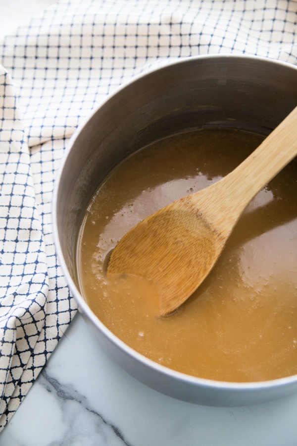 amaretto sauce in a cooking pan
