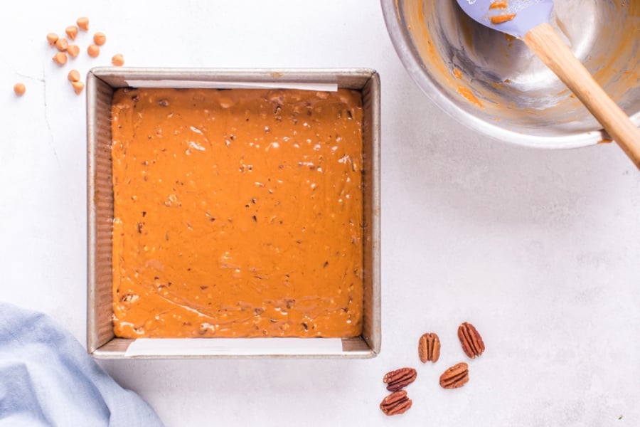 butterscotch fudge mixture in a pan