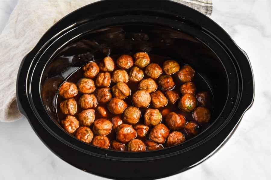 Strawberry Jalapeno Meatballs in a slow cooker