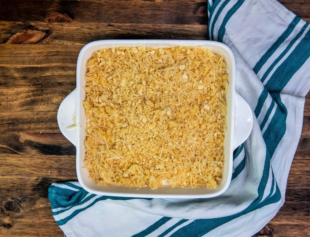 cracker mixture added on top of cream cheese mixture