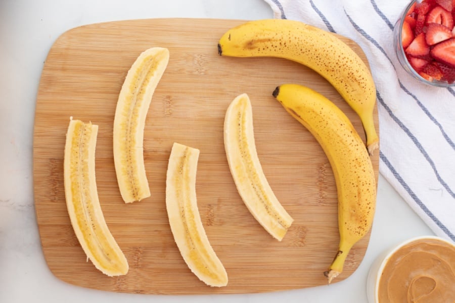 sliced bananas on a cutting board