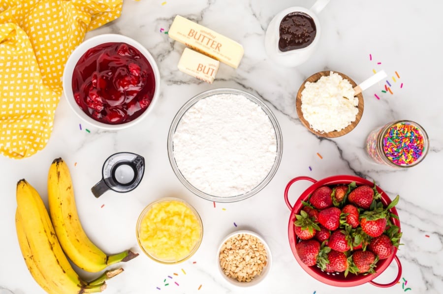 ingredients for banana split dump cake