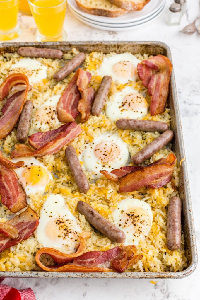 How To Cook Sheet Pan Eggs - Family Fresh Meals