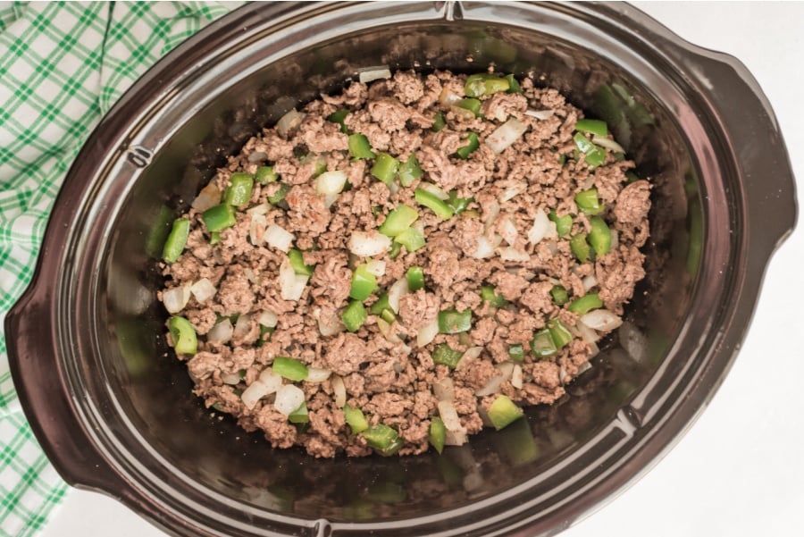 beef, pepper and onion mixture in slow cooker