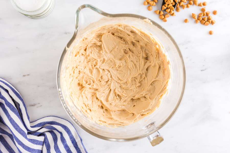 peanut butter mixture in mixing bowl