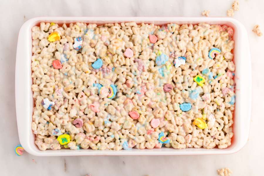 lucky charms rice krispie treats in pan
