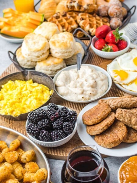 Breakfast Charcuterie Grazing Board