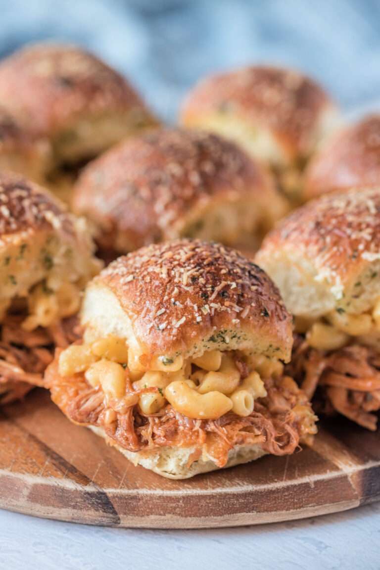 Pulled Pork Mac and Cheese Sliders