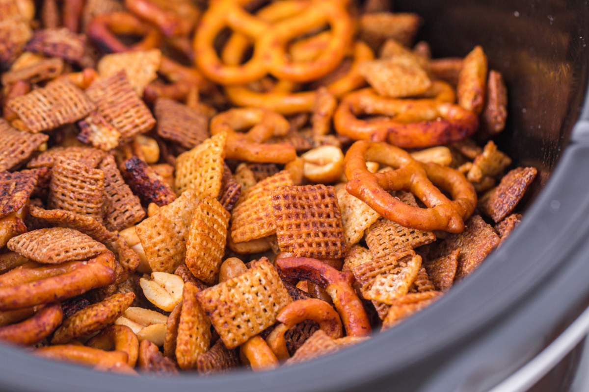 chex mix in crockpot 