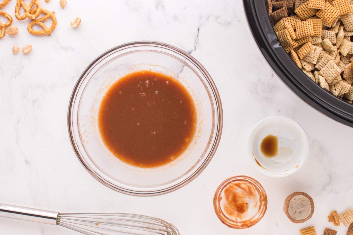 butter, soy sauce, BBQ sauce, garlic salt, and onion powder in a bowl