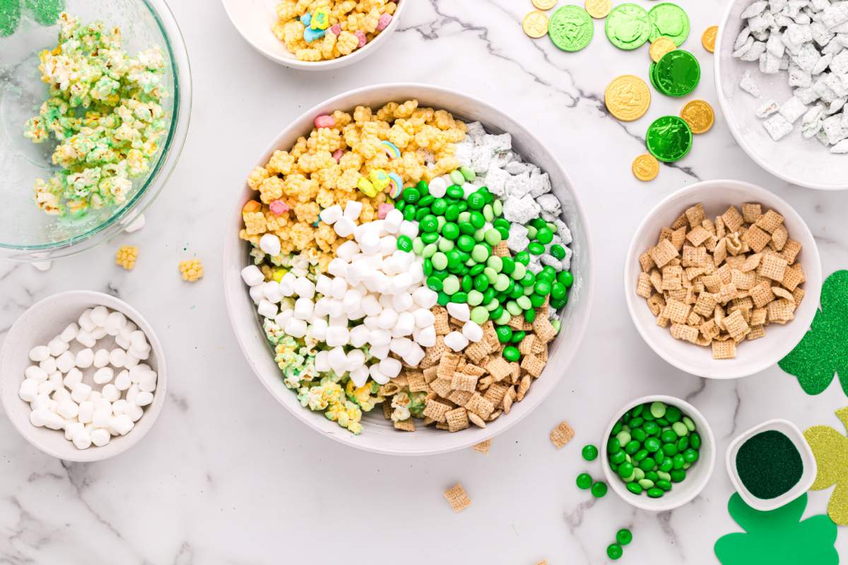 Leprechaun Bait ingredients in a bowl